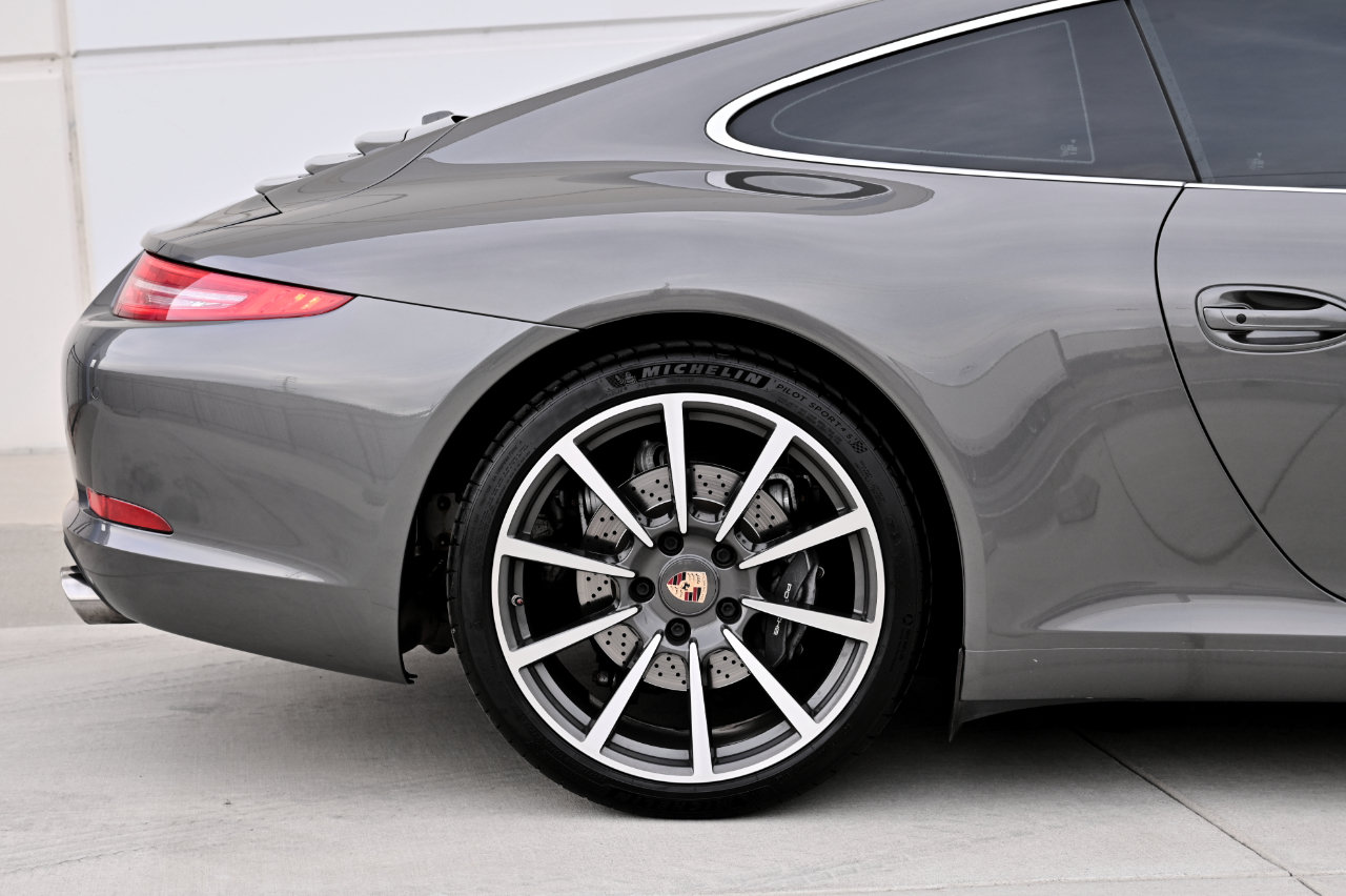 Used 2014 Porsche 911 Carrera image 30