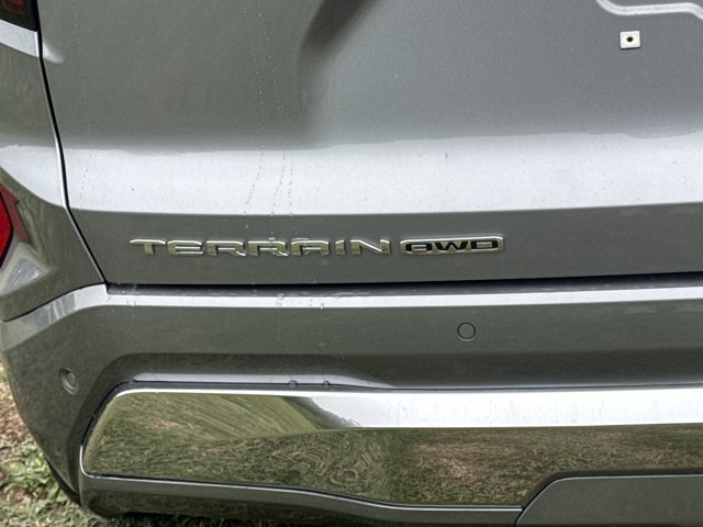 New 2027 GMC Terrain Denali w/ LPO, Black Badging Package AWD/4WD image 9