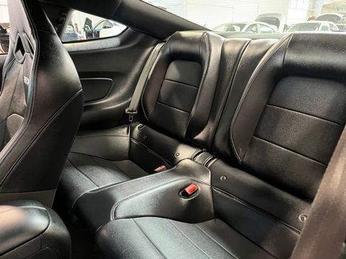 Used 2018 Ford Mustang GT Premium w/ GT Performance Package RWD image 18