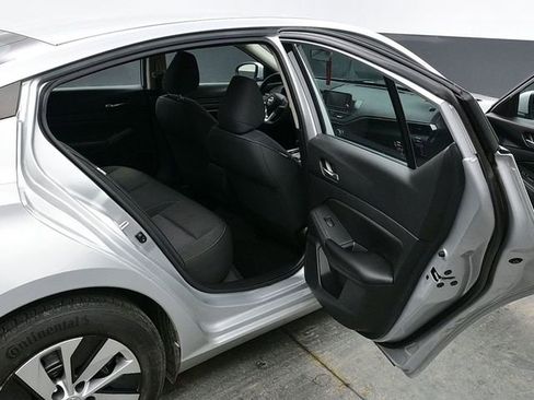 Used 2021 Nissan Altima 2.5 S image 11