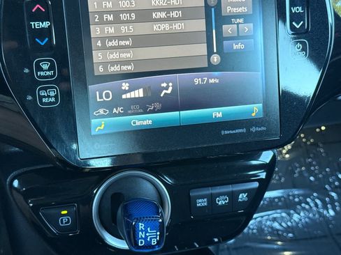 Used 2020 Toyota Prius Prime XLE FWD image 21