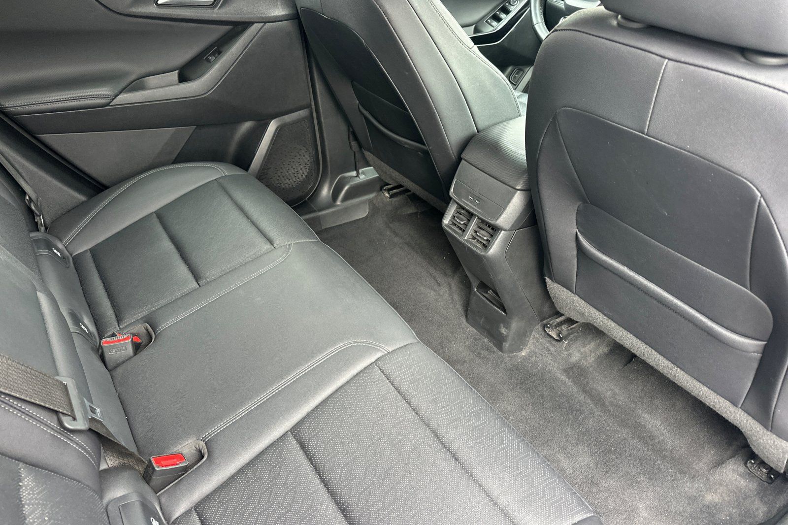 Used 2025 Chevrolet Equinox LT w/ Convenience Package II AWD/4WD image 18