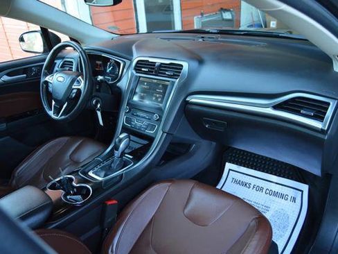 Used 2016 Ford Fusion SE w/ Equipment Group 202A image 15