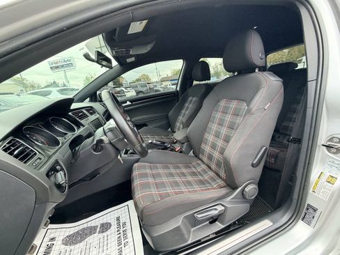 Used 2016 Volkswagen GTI S FWD image 21