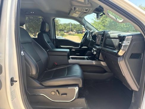 Used 2024 Ford F350 Lariat w/ FX4 Off-Road Package AWD/4WD image 12