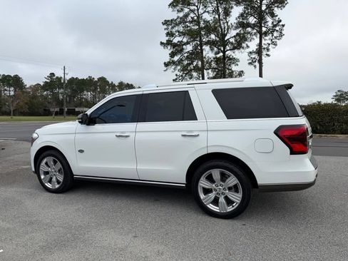 Used 2022 Ford Expedition King Ranch AWD/4WD image 8