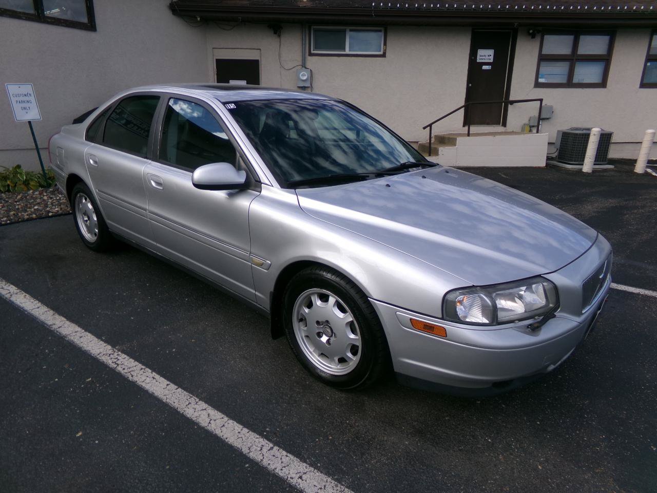 Used 2002 Volvo S80 2.9 FWD image 1