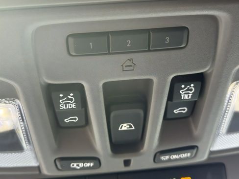 Used 2024 Chevrolet Silverado 1500 LT Trail Boss w/ Convenience Package II image 31