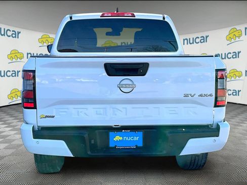 Used 2024 Nissan Frontier SV w/ Technology Package image 5