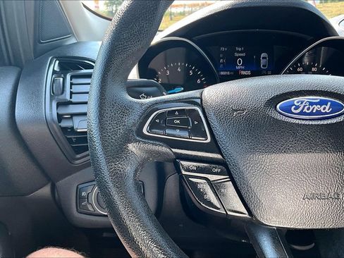 Used 2018 Ford Escape SE FWD image 17