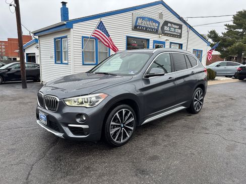 Used 2019 BMW X1 xDrive28i w/ Convenience Package image 2