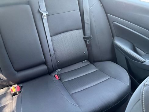 Used 2025 Nissan Altima 2.5 SV FWD image 36