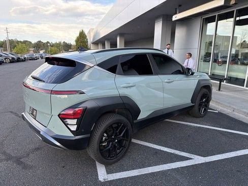 Used 2024 Hyundai Kona Limited AWD/4WD image 3