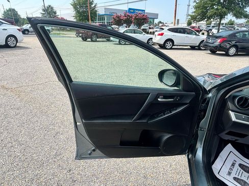 Used 2013 MAZDA MAZDA3 i SV w/ Convenience Pkg FWD image 54