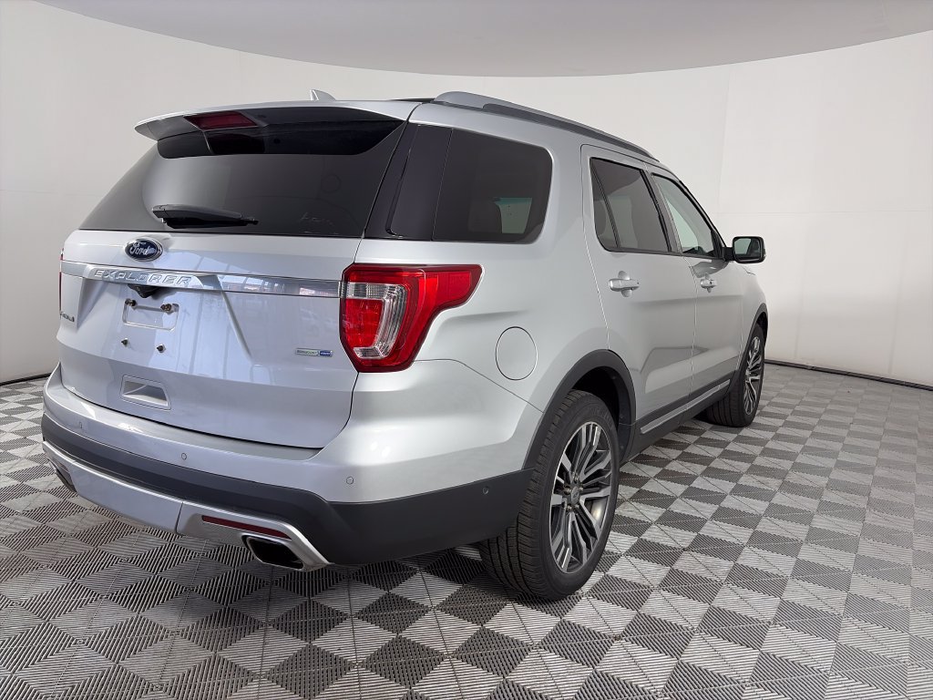 Used 2016 Ford Explorer Platinum AWD/4WD image 7