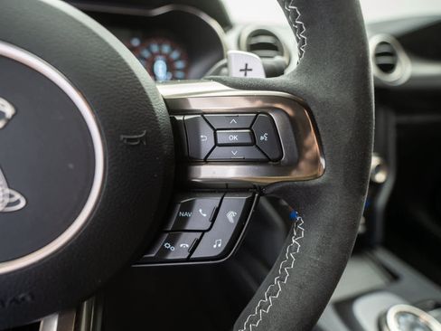 Used 2020 Ford Mustang Shelby GT500 w/ Technology Package image 22