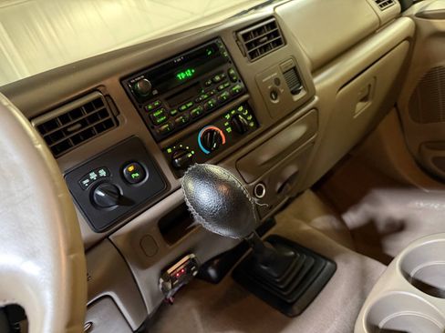Used 2002 Ford F250 Lariat AWD/4WD image 31