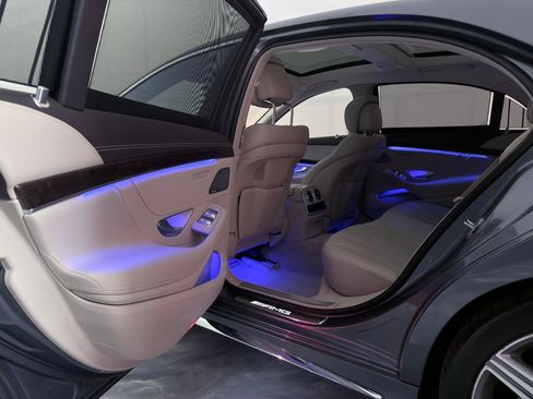 Used 2019 Mercedes-Benz S 63 AMG S 4MATIC Sedan image 23