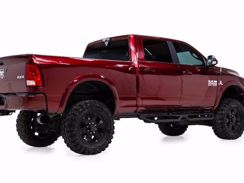 Used 2018 RAM 2500 Lone Star w/ Sport Appearance Group AWD/4WD image 3