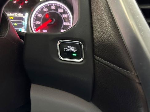 Used 2017 GMC Acadia SLT image 27