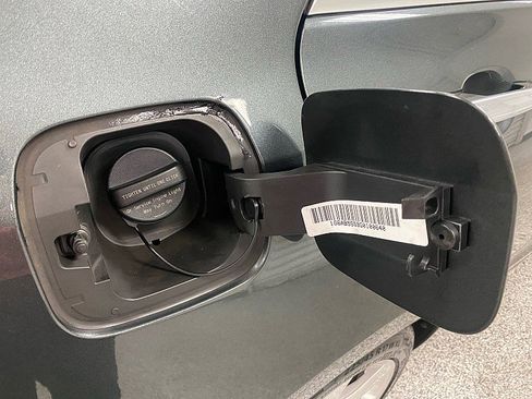 Used 2016 Cadillac ATS Luxury w/ Safety and Security Package image 26