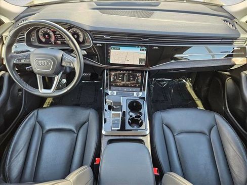 Used 2022 Audi Q8 Premium AWD/4WD image 21