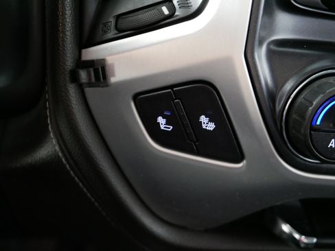 Used 2019 GMC Sierra 1500 SLE w/ SLE Value Package AWD/4WD image 29
