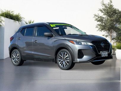 Used 2021 Nissan Kicks SV