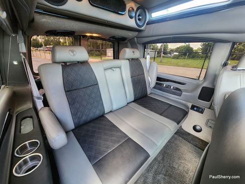Used 2021 GMC Savana 2500 LS w/ Enhanced Convenience Package RWD image 56