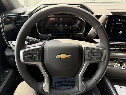 Used 2026 Chevrolet Silverado 2500 LTZ w/ LTZ Premium Package AWD/4WD image 28