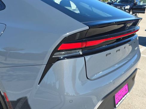 New 2026 Toyota Prius LE image 34