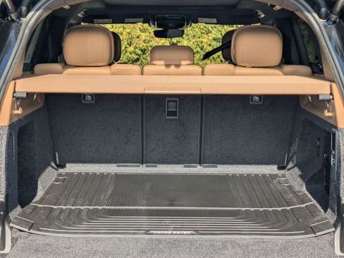 New 2026 Land Rover Range Rover SE image 16