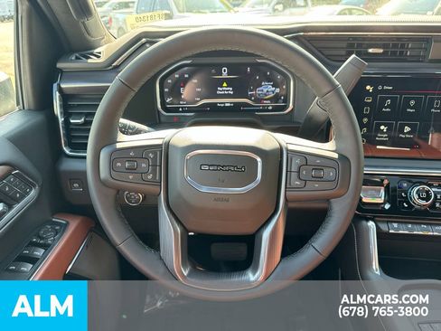 Used 2025 GMC Sierra 3500 Denali Ultimate image 30