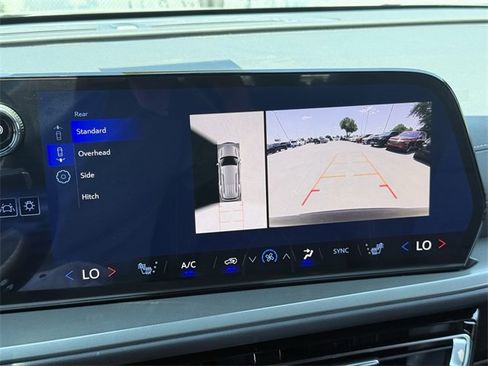 New 2026 Chevrolet Traverse LT w/ Driver Confidence Package image 16