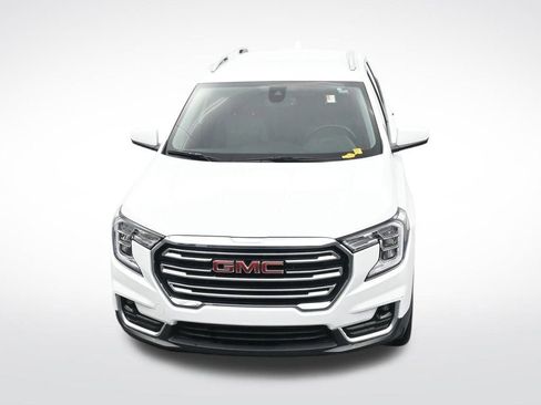 Used 2024 GMC Terrain SLT image 22