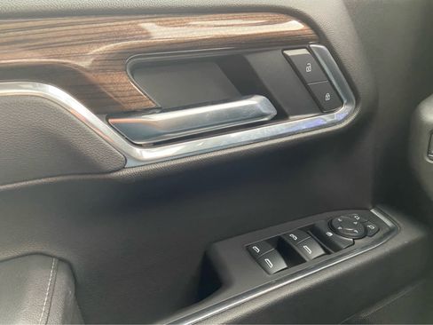 Used 2025 Chevrolet Silverado 1500 LT AWD/4WD image 35