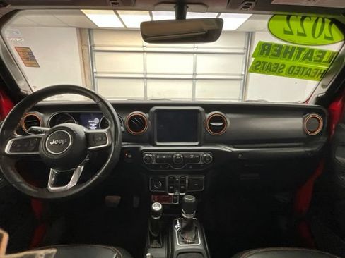 Used 2022 Jeep Gladiator Mojave w/ Cold Weather Group AWD/4WD image 4