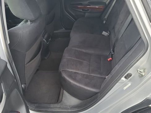 Used 2012 Honda Crosstour EX image 9