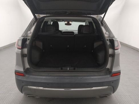 Used 2019 Jeep Cherokee Limited AWD/4WD image 29