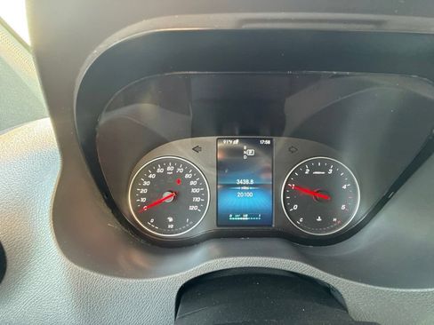 Used 2024 Mercedes-Benz Sprinter 2500 image 25