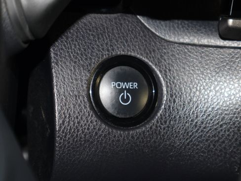 Used 2025 Toyota Camry LE image 25