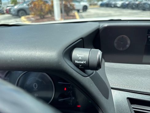 Used 2020 Lexus UX 250h w/ Premium Package AWD/4WD image 29