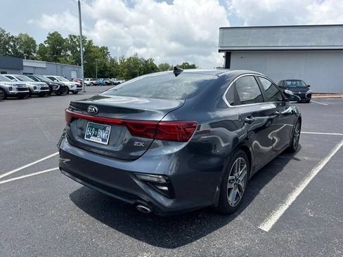 Used 2020 Kia Forte EX FWD image 2
