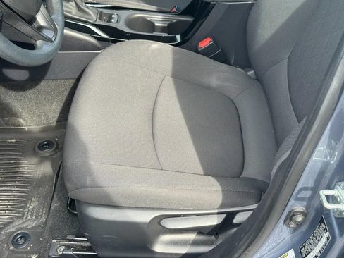 Certified 2022 Toyota Corolla LE FWD image 21