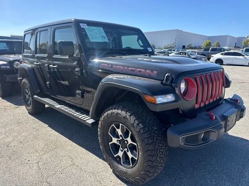 Used 2022 Jeep Wrangler Unlimited Rubicon w/ Cold Weather Group AWD/4WD image 3