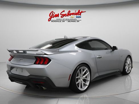 Used 2025 Ford Mustang GT Premium w/ GT Performance Package image 6