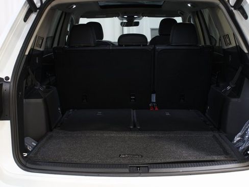 New 2026 Volkswagen Atlas SE image 28