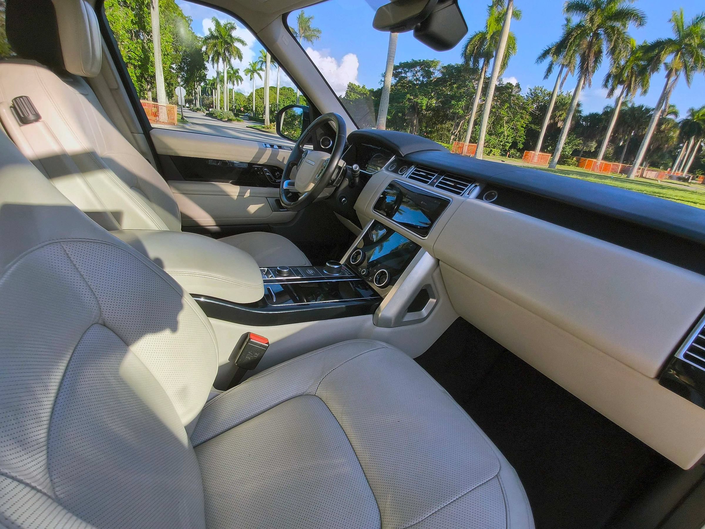 Used 2019 Land Rover Range Rover Supercharged AWD/4WD image 41