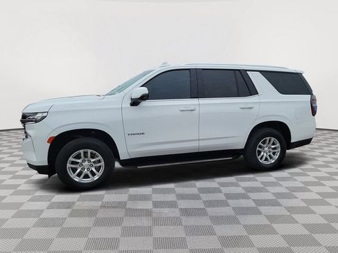 Used 2024 Chevrolet Tahoe LT w/ Luxury Package AWD/4WD image 2