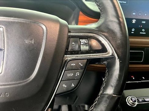 Used 2022 Lincoln Nautilus Reserve w/ Equipment Group 201A AWD/4WD image 19